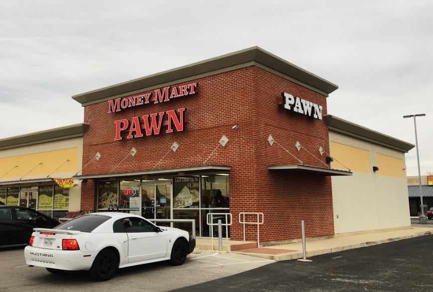 Money Mart Pawn & Jewelry › Tienda